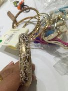 摸漆的货外发 如图