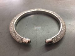 后宅5500个手镯烧焊外发 如图