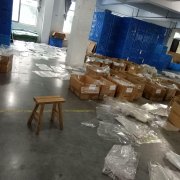 手套淡季平车车间停工，承接平车加工活 和简单包装加工活和绣花