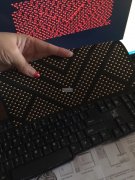 专业承接箱包皮具的四爪钉，铆钉加工