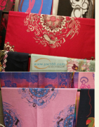 如图 请问谁家有这个图案的披肩