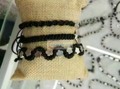 编织手链外发 如图