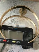 急寻此款铁片手环