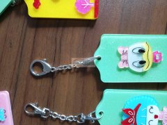 如图寻找专业生产公交卡钥匙扣产家