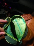 这款包外发 如图