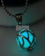 如图寻找这样无孔的夜光珠