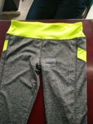 我手上有大量裤子外发