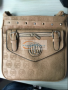 询各种休闲包.女包（手机包，钉子包，流苏包）加工厂