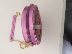 廿三里有如图款化妆包外发