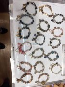 现有下图手链包工包料成品外发