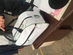 廿三里箱包厂精品旅行包外发，看图