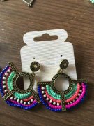 【寻外省】专业做米珠饰品的加工厂