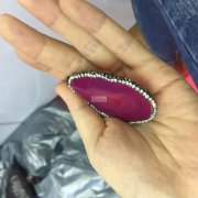 寻找类似图片上的点钻工厂