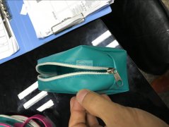 看图，有4000个包外发加工