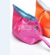 本厂有2万2千只包外发加工，有图