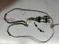 我厂有项链串珠子外发 如图