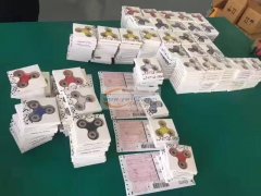 找包装组装下图款陀螺的工厂