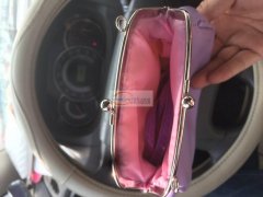 有5000个图片款铁夹包外发加工