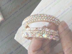 求购图片两款手镯，量大