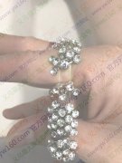 寻做这款两颗三颗弹力手环的钢模 如图