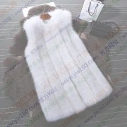 承接仿皮草外套皮衣,毛球挂件配饰,仿皮草帽子手套包包 承接仿皮草外套皮衣,毛球挂件配饰,仿皮草帽子手套包包