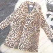 承接仿皮草外套皮衣，毛球挂件配饰，仿皮草帽子手套包包