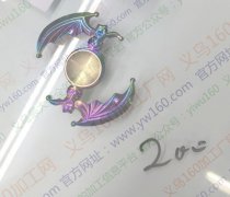 求购图片三款陀螺