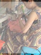 义乌品诚钉真珍珠加工厂主营，围巾机钉ABS仿珍珠，袜子，帽子