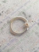 如图，找有这款指环扣的厂家