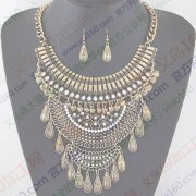 本人找专业做图中这类合金手工链厂家