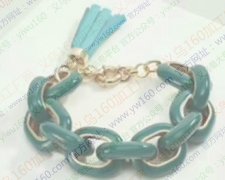 我需采购如图款式的饰品