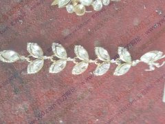 有发夹和耳环外发翻砂