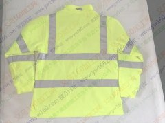 如图，找有做这种衣服的工厂