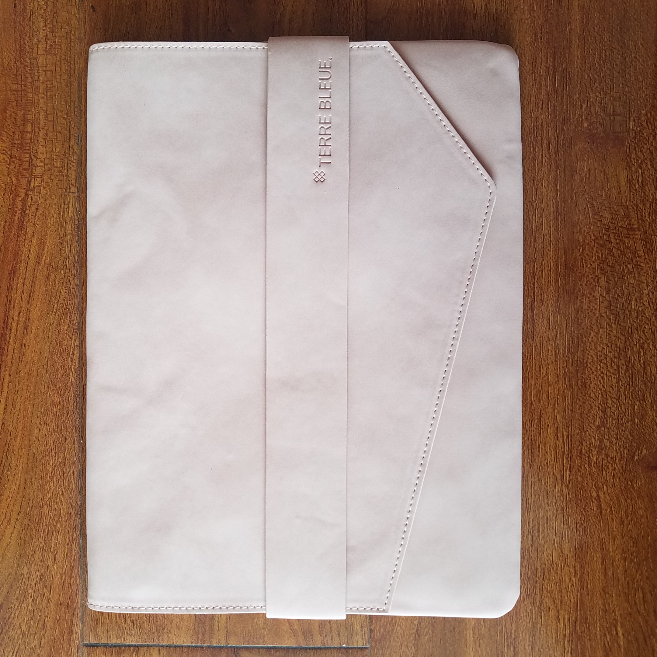 手拿包外发来料加工