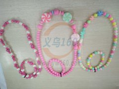 如图，外发加工成品