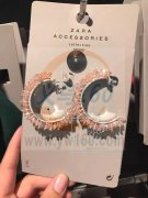 采购大量图片款耳环