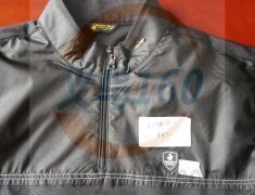 如图，6万件类似款式的衣服外发