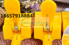 安装塑料夹子的弹簧