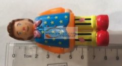 如图，有产品外发喷漆