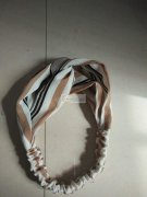 承接平车、拷边双针加工。