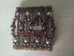 寻义乌穿珠的加工厂，如图