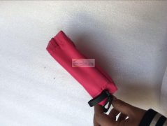 如图，找空闲的箱包的加工厂