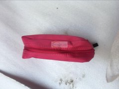 如图，找空闲的箱包的加工厂