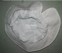 如图，找做帽子的加工厂