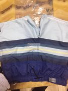 急找空闲的服装加工厂，如图