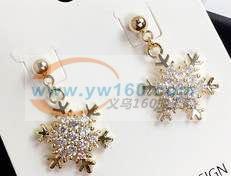 附图，找类似雪花款耳钉现货