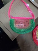 有10000个包外发花样机加工，如图