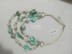 求义乌手工加工厂，饰品成品加工厂也可以，本厂有产品需要外发【