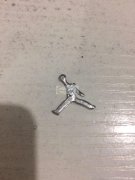 洪华小区有烧焊外发， 看图