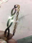 【如图所示】寻能编织这款头箍的加工厂 ，